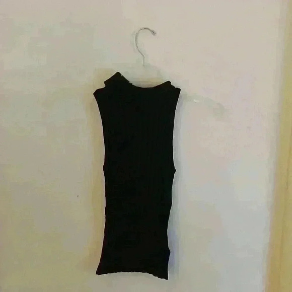 Wet seal woman's sleeveless ribbed black tunic - Picture 1 of 7